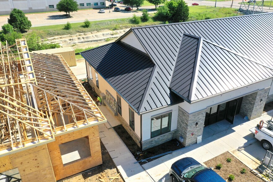 More Photos Of 525 Shiloh Rd, Plano Medical For Sale