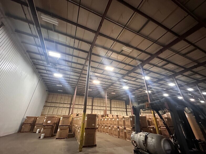 More Photos Of 429 E Grove St, Greenville Industrial For Sale