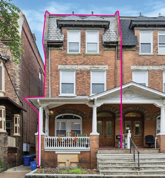 Primary Photo Of 222 Buckingham Pl, Philadelphia Apartments For Sale