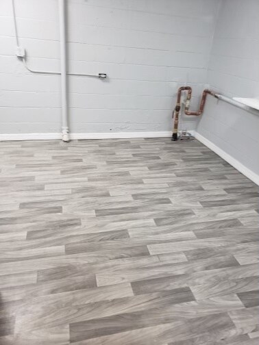 More Photos Of 8610 N Suwanee Ave, Tampa General Retail For Sale