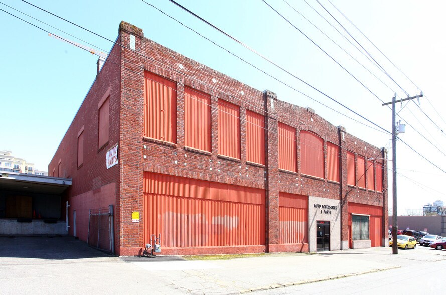 More Photos Of 1520 13th Ave, Seattle Warehouse For Sale