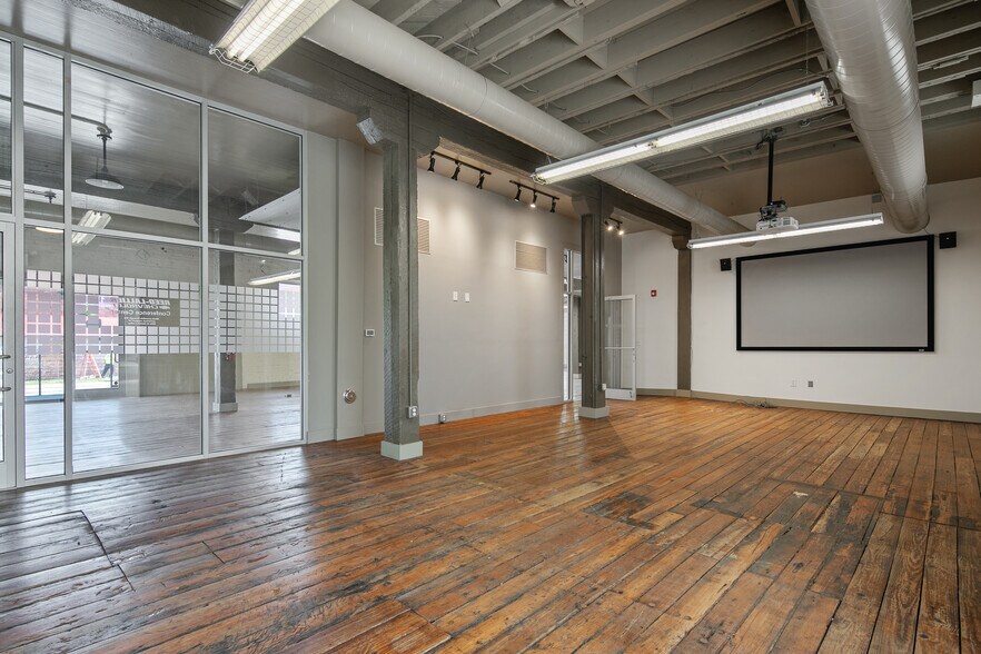 More Photos Of 159 Maxwell St, Fayetteville Office Residential For Sale