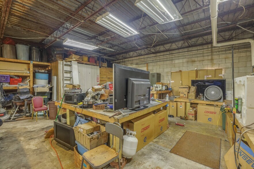 More Photos Of 3378 E Princess Anne Rd, Norfolk Storefront Retail Office For Sale