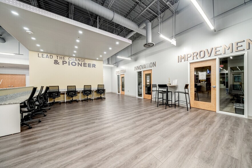 More Photos Of 5990 Kingstowne Towne Ctr, Alexandria Coworking Space