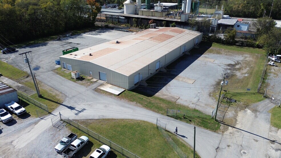 More Photos Of 110 W 34th St, Chattanooga Warehouse For Sale