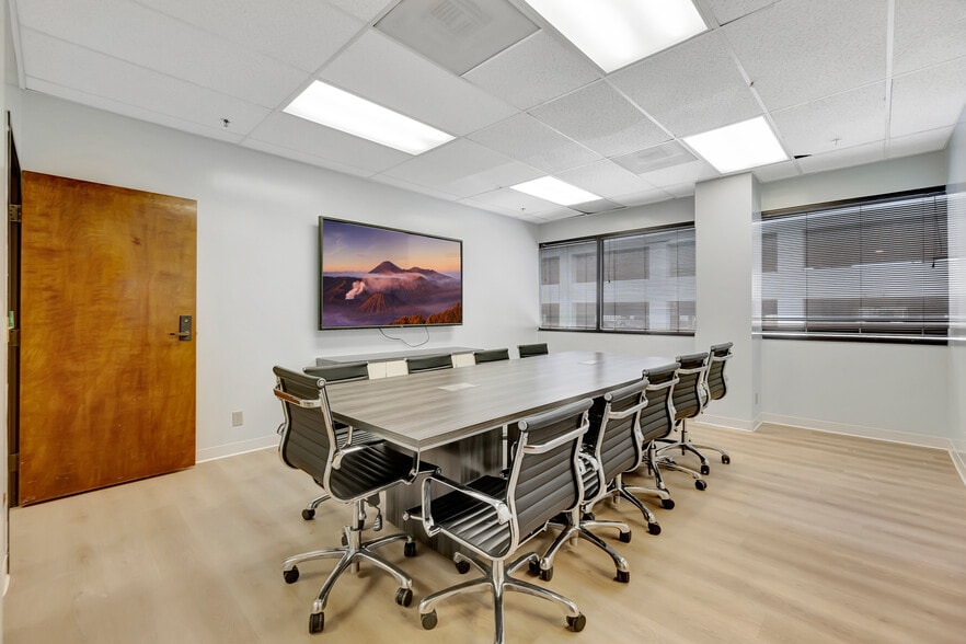 More Photos Of 18800 Delaware St, Huntington Beach Medical For Lease
