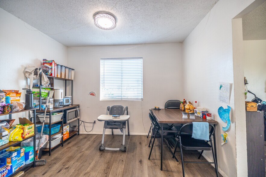 More Photos Of 35 N May St, Mesa Apartments For Sale