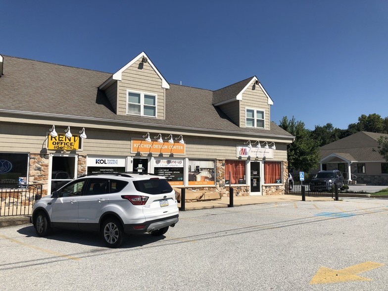 More Photos Of 391 Lancaster Ave, Frazer Storefront For Lease