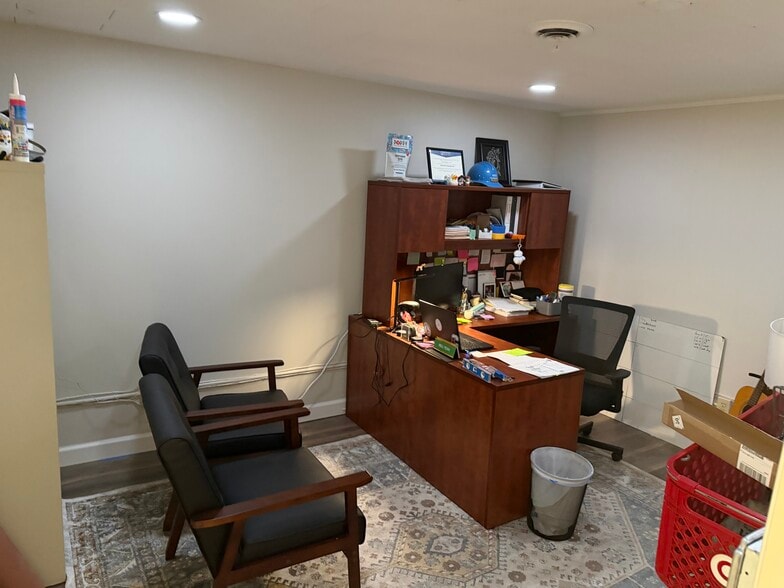 More Photos Of 573 Merrimon Ave, Asheville Medical For Lease