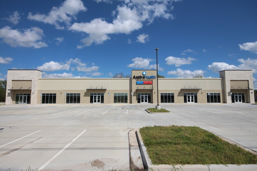 More Photos Of 900 Meriweather St, Okmulgee Freestanding For Lease