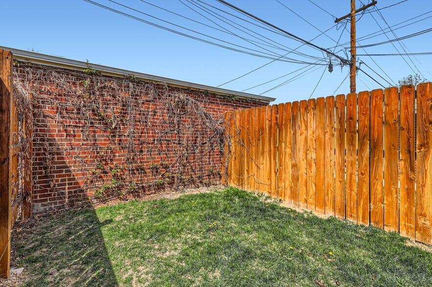 More Photos Of 1311-1317 Jasmine St, Denver Apartments For Sale