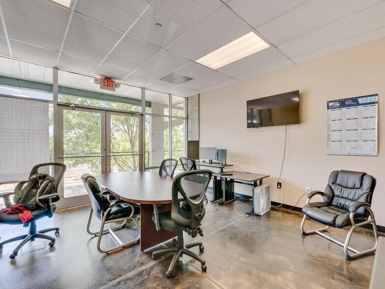 More Photos Of 1815 S Highway 183, Leander Office For Sale