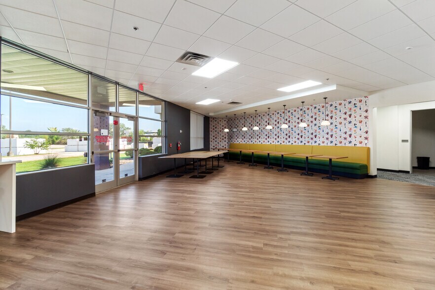 More Photos Of 3101 University Dr E, Bryan Loft Creative Space For Sale