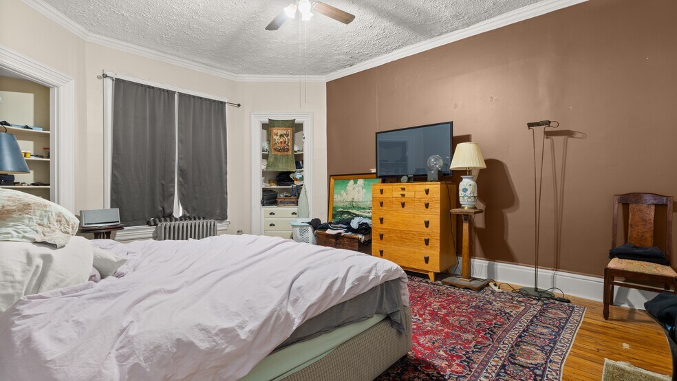 More Photos Of 465 Chapel St, Lee Apartments For Sale