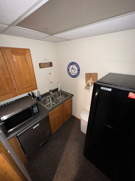 More Photos Of 776 Reynoldsburg-new Albany Rd, Blacklick Light Distribution For Lease
