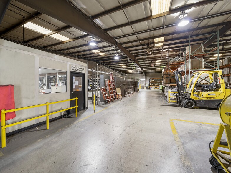 More Photos Of 6717 S 61st West Ave, Tulsa Manufacturing For Sale