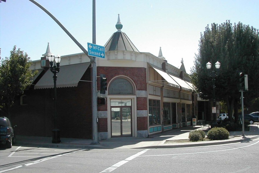 Primary Photo Of 2056 2nd St, Selma Storefront Retail Office For Lease