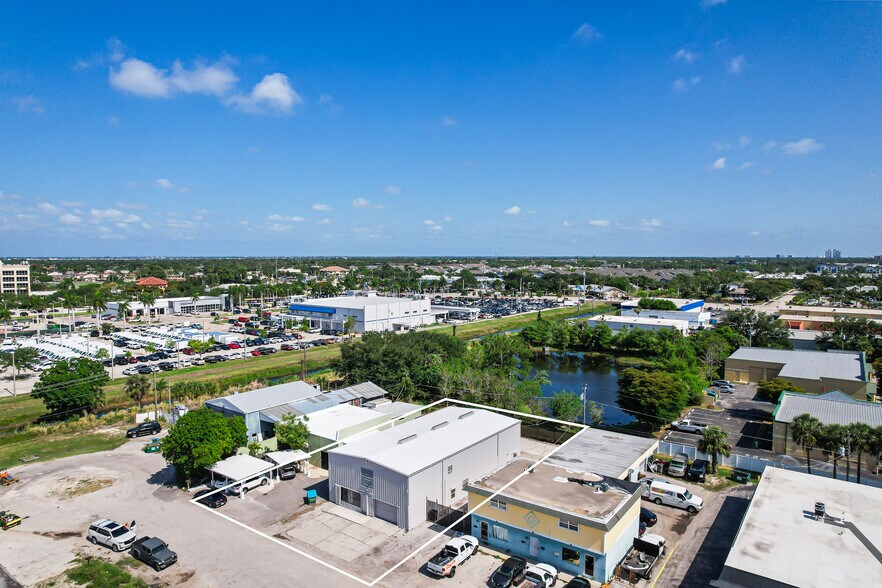 More Photos Of 1911 Dana Dr, Fort Myers Warehouse For Sale