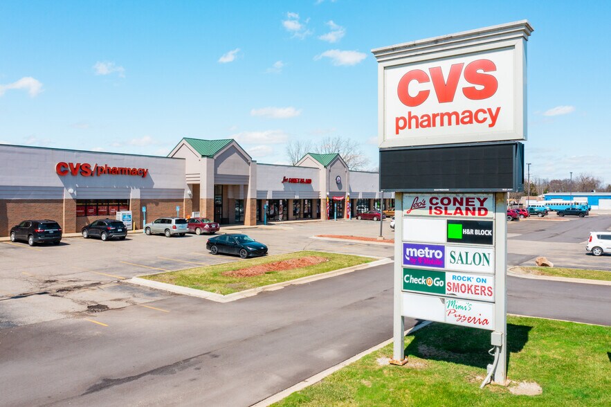 More Photos Of 26842-27000 Telegraph Rd, Flat Rock Storefront For Lease