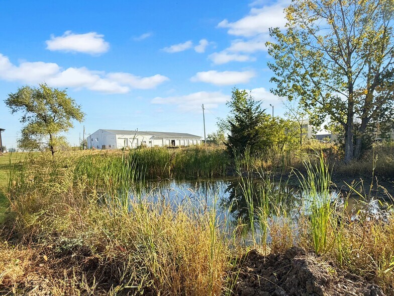 More Photos Of 1911 NE 58th Ave, Des Moines Industrial For Sale