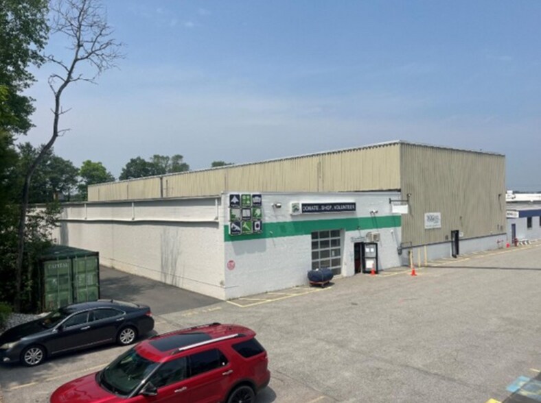 More Photos Of 100 Chelmsford Rd, Billerica Manufacturing For Lease