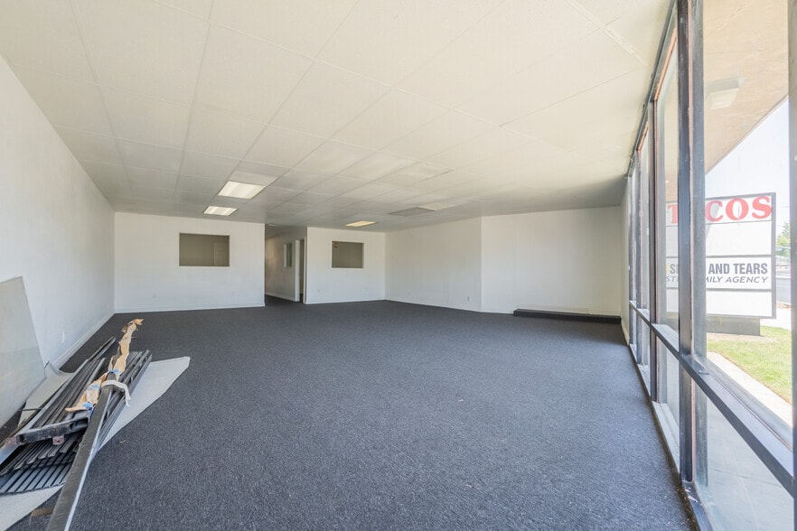 More Photos Of 901-933 N Garey Ave, Pomona Storefront For Sale