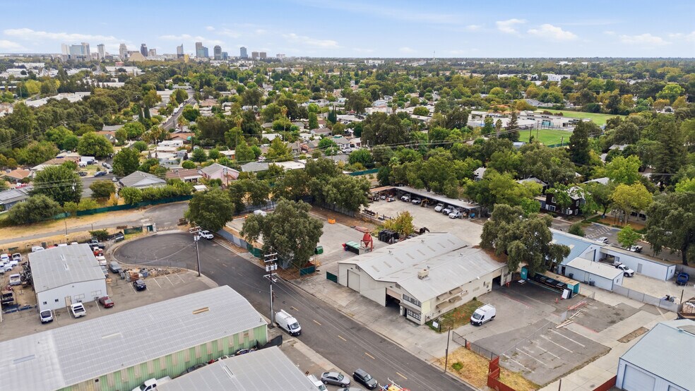 More Photos Of 2205 Rice Ave, West Sacramento Warehouse For Sale