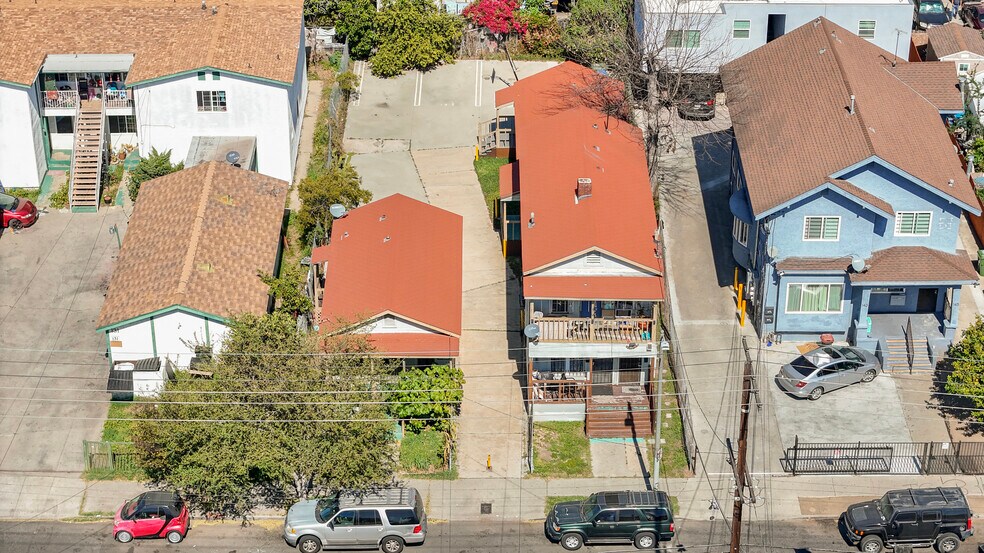 More Photos Of 139 E 36th Pl, Los Angeles Apartments For Sale