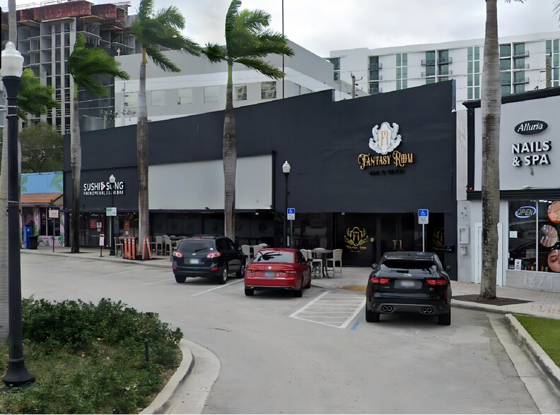 Primary Photo Of 1810-1818 S Young Cir, Hollywood Restaurant For Sale