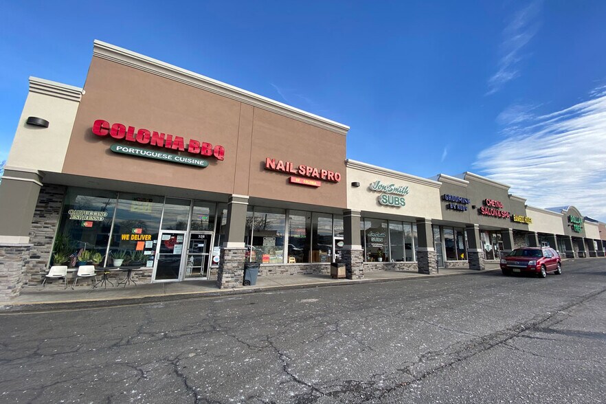 More Photos Of 300-330 Inman Ave, Colonia Freestanding For Lease