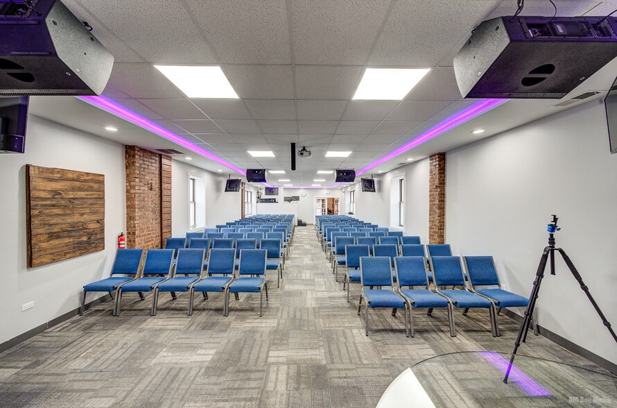 More Photos Of 1446 S 50th Ave, Cicero Religious Facility For Sale