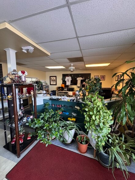 More Photos Of 609 Pat Booker Rd, Universal City Storefront Retail Office For Sale