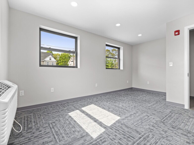More Photos Of 950 Boylston St, Newton Office For Sale