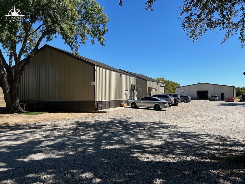 More Photos Of 121 Greenwood Cut Off Rd, Weatherford Warehouse For Sale