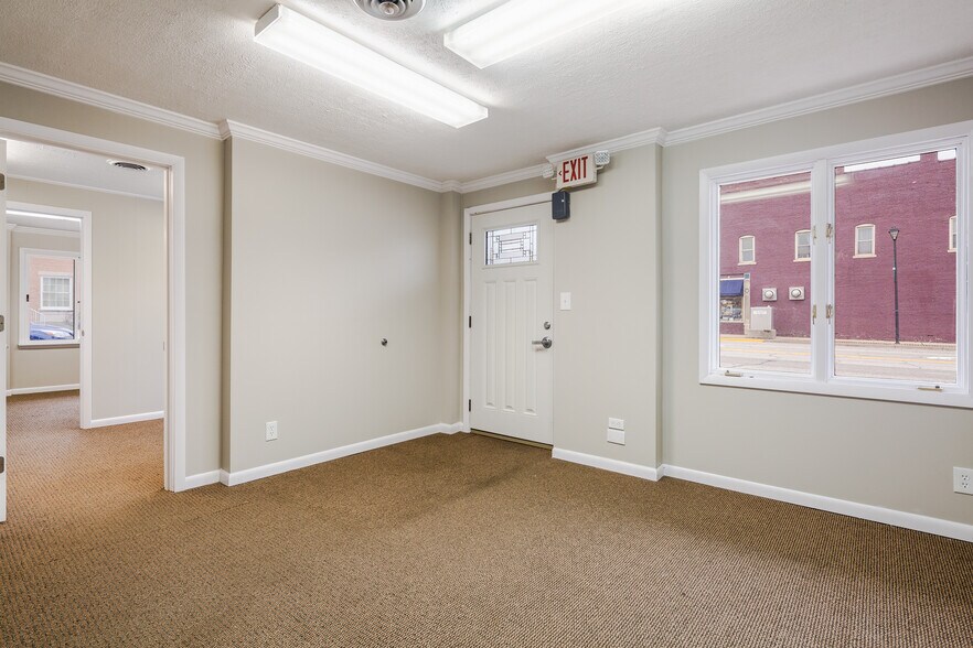 More Photos Of Hwy 50 or Tipton Street, Seymour Office For Sale