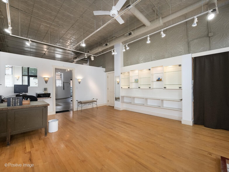 More Photos Of 2210 S Halsted St, Chicago Storefront Retail Office For Sale