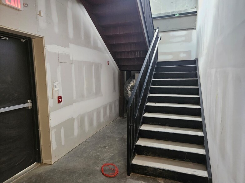 More Photos Of 2445 NY-208, Walden Distribution For Lease