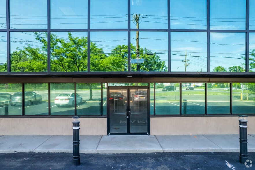More Photos Of 523 Hollywood Ave, Cherry Hill Office For Lease
