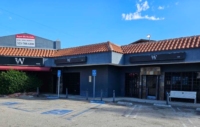 More Photos Of 3601-3607 W Pico Blvd, Los Angeles Bar For Sale