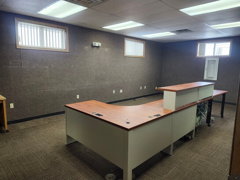 More Photos Of 826 Franklin Rd, Mercer Medical For Lease