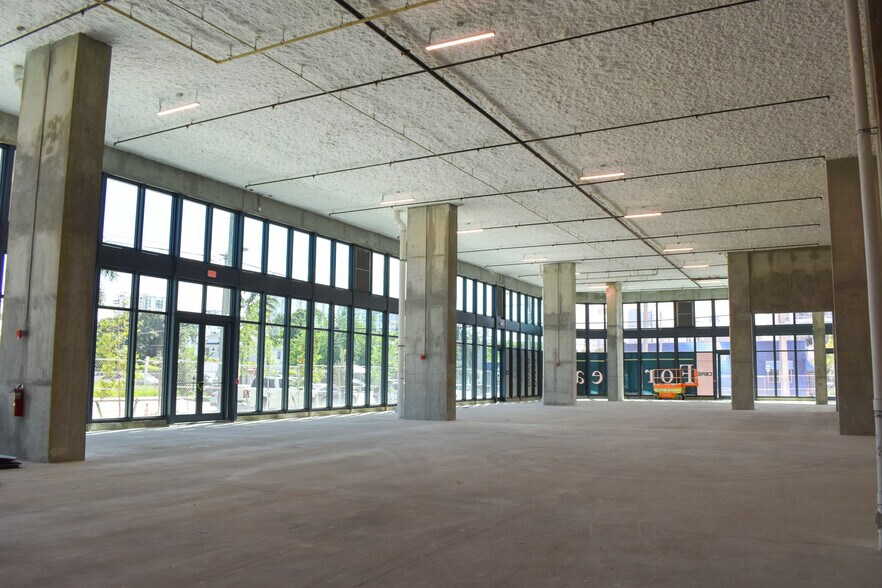 More Photos Of 2916 N Miami Ave, Miami Office For Lease