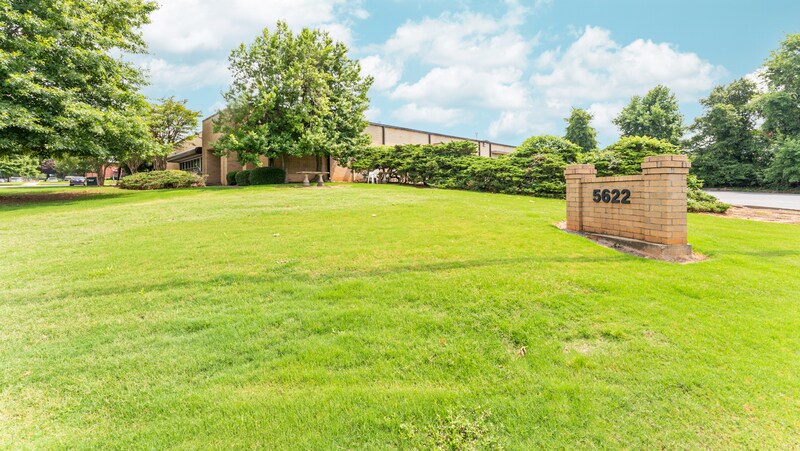 More Photos Of 5622 E Ponce de Leon Ave, Stone Mountain Distribution For Lease