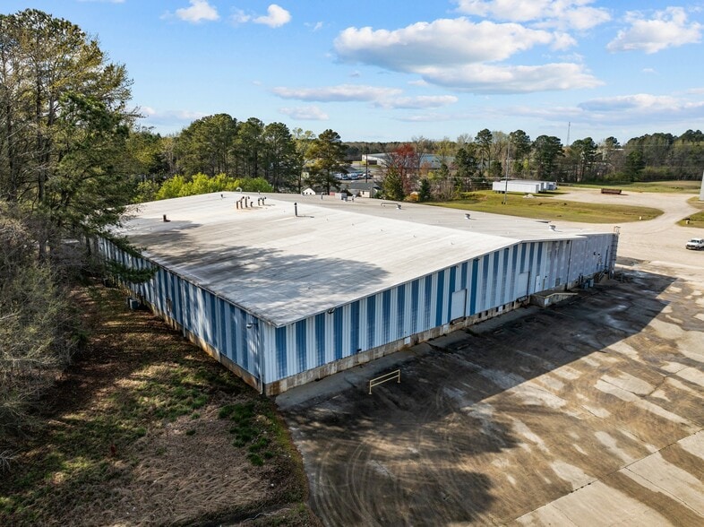 More Photos Of 2107 Black Creek Rd SE, Wilson Warehouse For Lease