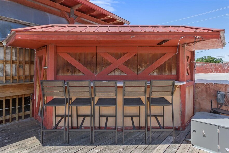 More Photos Of 128 N Pecan, Hico Restaurant For Sale