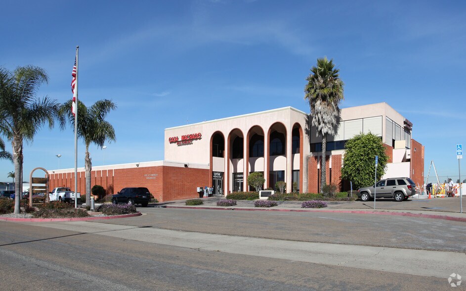 Primary Photo Of 3750 John J Montgomery Dr, San Diego Freestanding For Sale