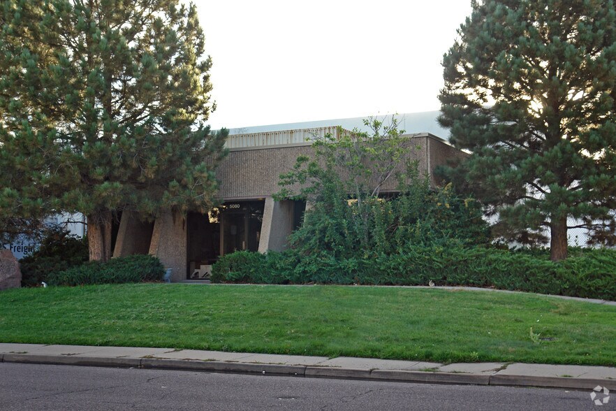 Primary Photo Of 5080 Paris St, Denver Warehouse For Sale