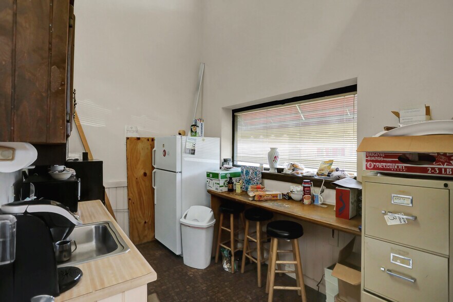 More Photos Of 3634 Park Ave, Memphis Office For Sale