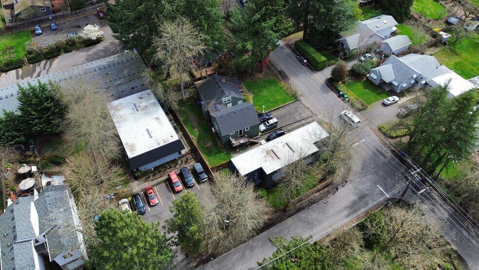 More Photos Of 8102-8122 SW 31st Ave, Portland Multifamily For Sale