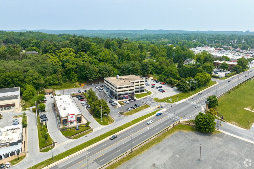 More Photos Of 2219 York Rd, Timonium Medical For Lease