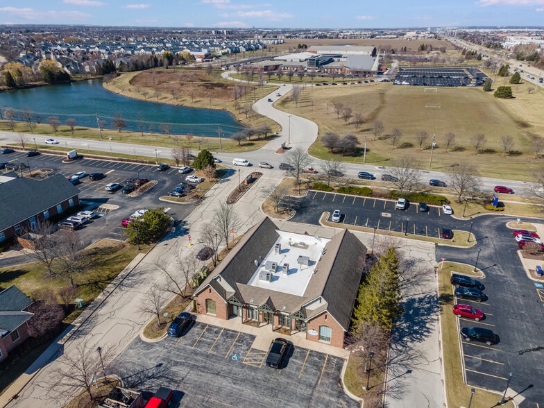 More Photos Of 4425 Montgomery Rd, Naperville Medical For Lease